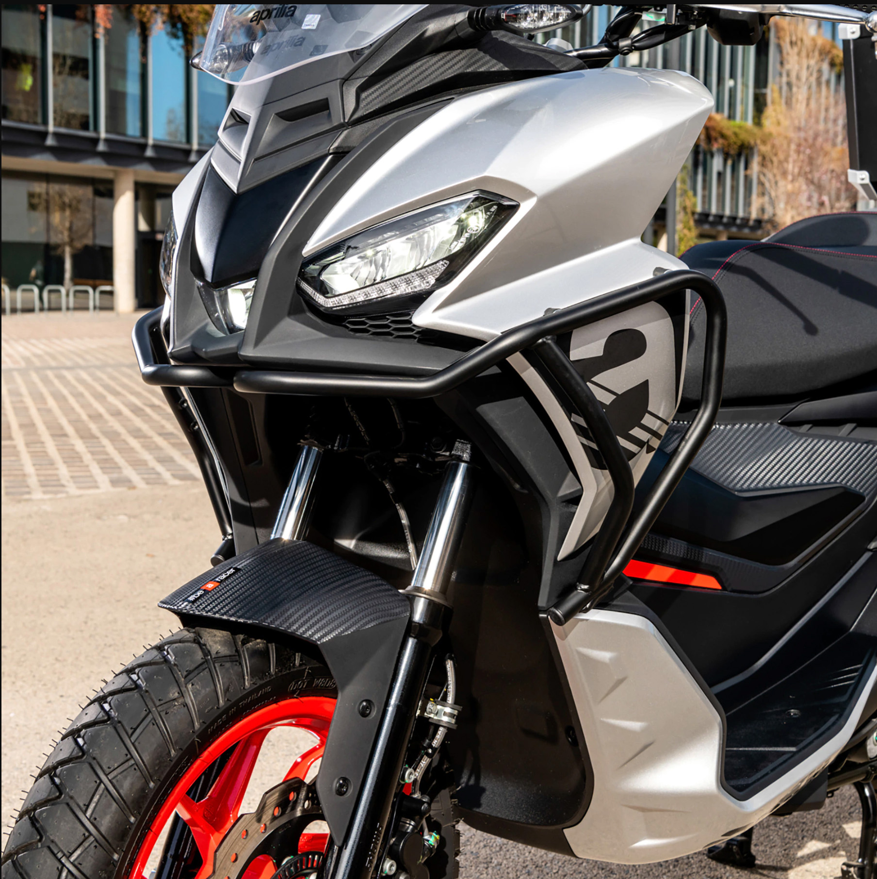 Barra di protezione, anteriore, nera, opaca, acciaio inox, Aprilia SR GT Compact 125 / 200
